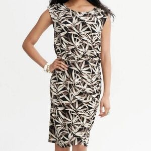 BANANA‎ REPUBLIC Size XS Brown Tropical Leaf Floral Blouson Ruched Lined Dress